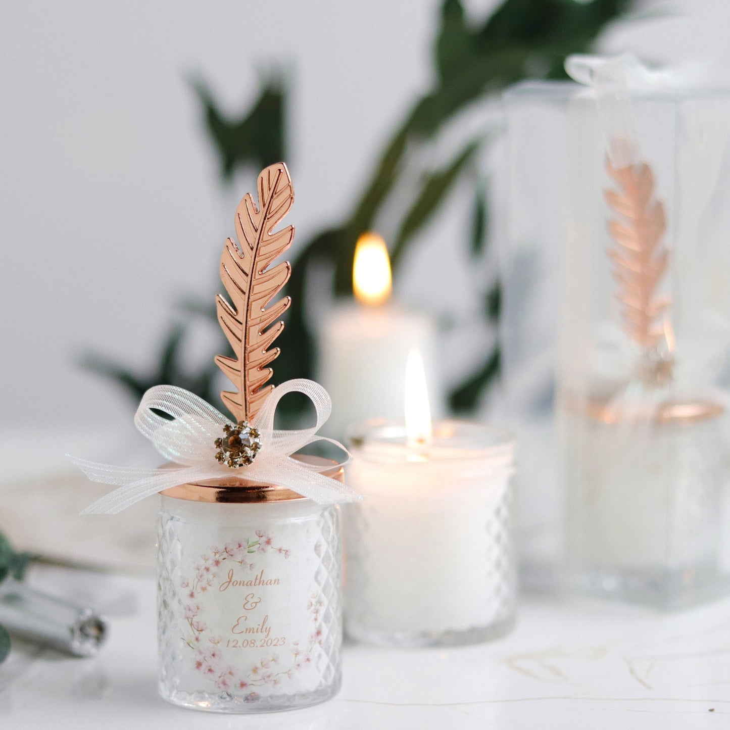 Wedding Candle Favor with Rose Gold Feather Lid, Elegant Candle Favor, Luxury Favors, Unique Rustic Gifts for Guests