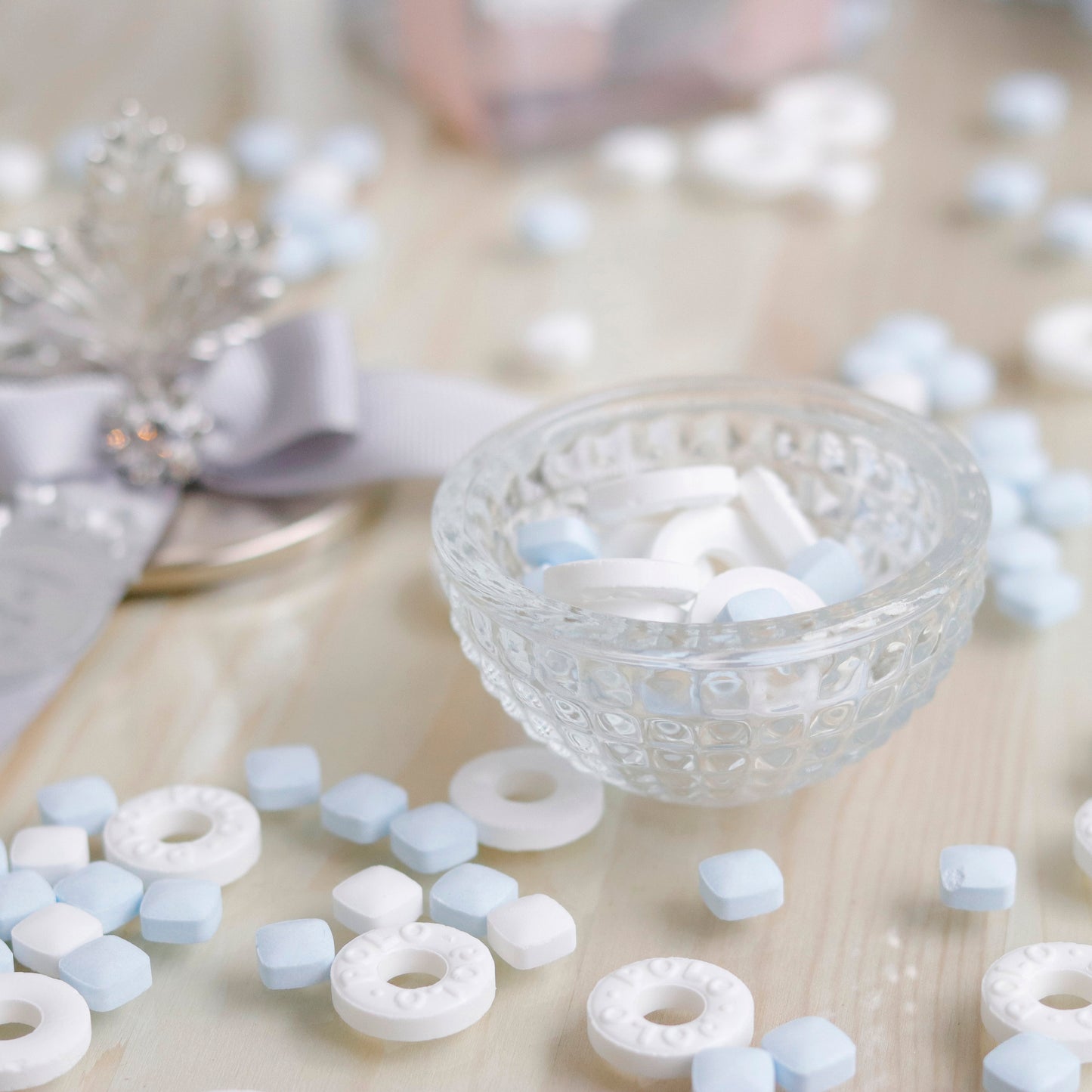 Wedding Favor Leaf-Lid Candy Jars | Luxury Glass Candy Dish Favors | Elegant Bridal Shower Favors | Personalized Wedding Gifts for Guests