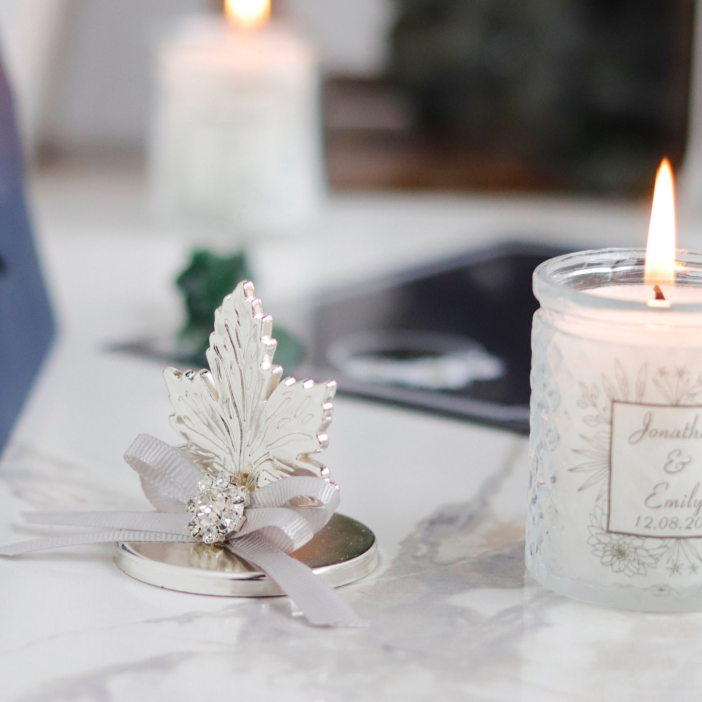 Personalized Wedding Candle Favors | Luxury Guest Gifts with Sycamore Lid | Bridal Shower Tokens | Memorable Favors for Attendees