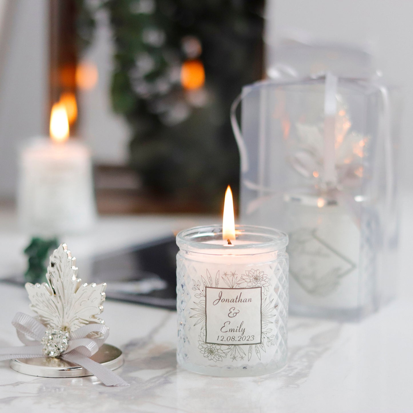 Personalized Wedding Candle Favors | Luxury Guest Gifts with Sycamore Lid | Bridal Shower Tokens | Memorable Favors for Attendees