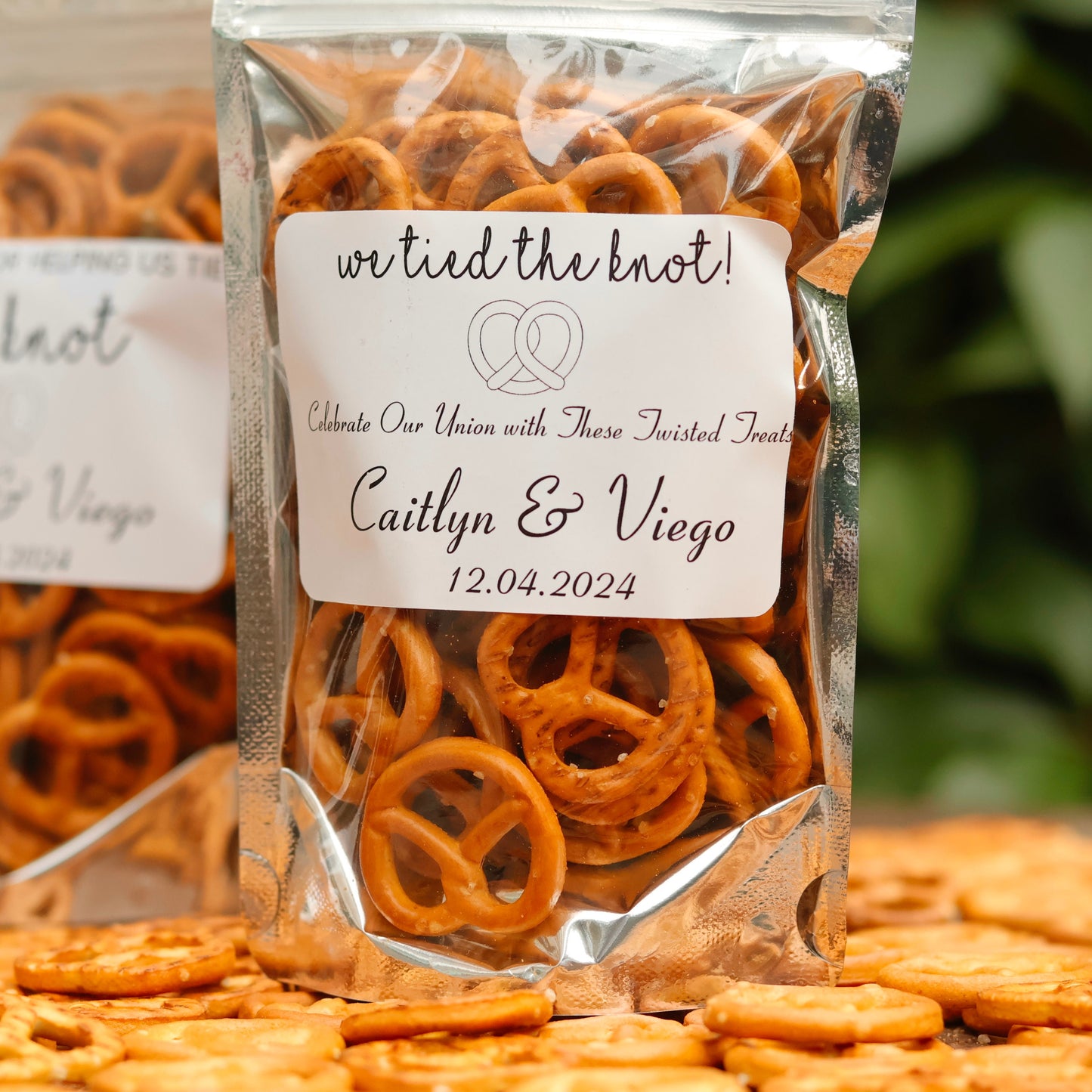 50 Pieces Pretzel Favor Bags, We Tied the Knot Wedding Favor Bags, Wedding Treat Bags, Standing Zip Pouches, Rehearsal Dinner Favors
