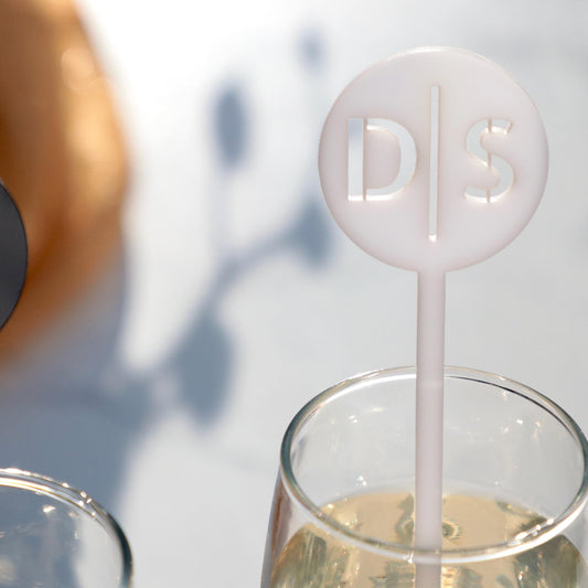 Set of 50 Custom Initials Drink Stirrers, Wedding Drink Stir Sticks, Cocktail Bar Favors, Signature Drink, Wedding Table Decor Drink Tags
